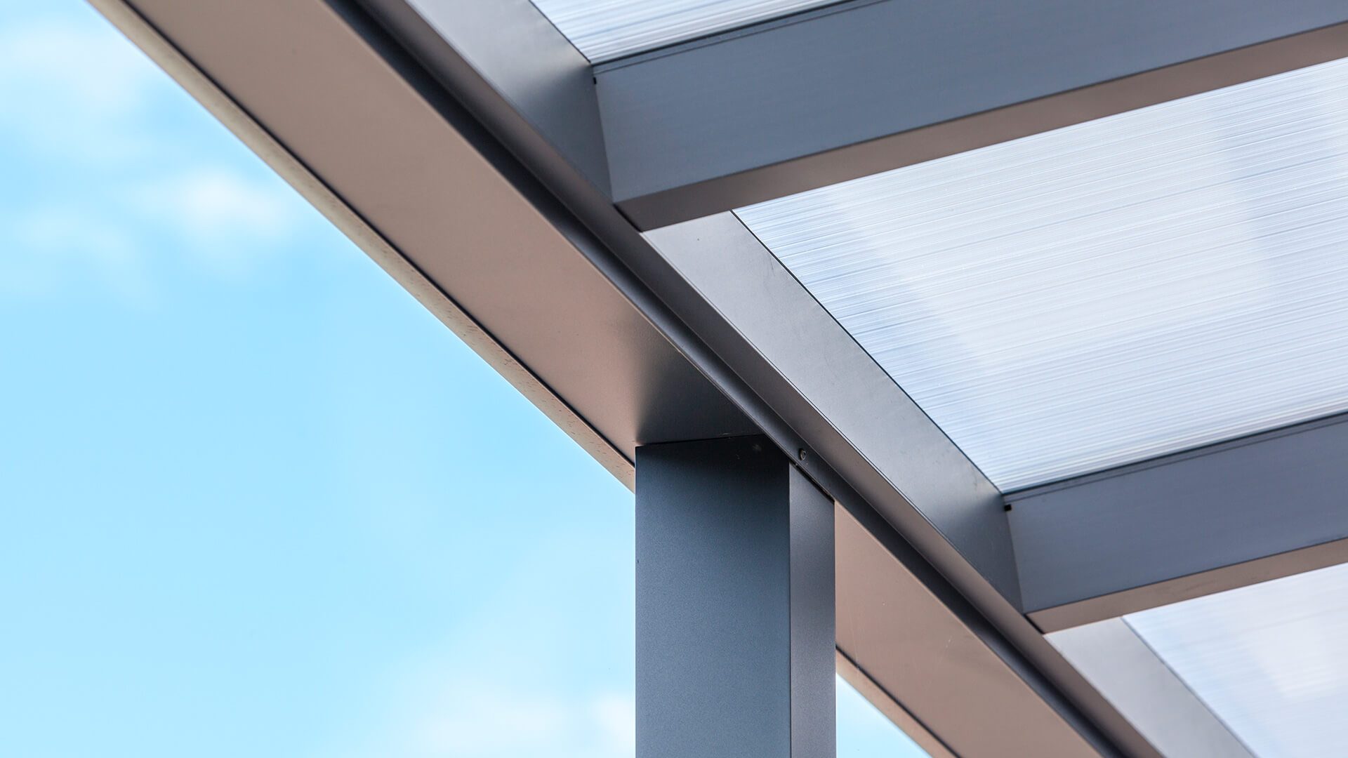 Is a hidden guttering veranda right for your company building? – Commercial blog